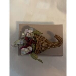 AVON Fall Cornucopia Pin Silk Flowers 1992 New in Original box